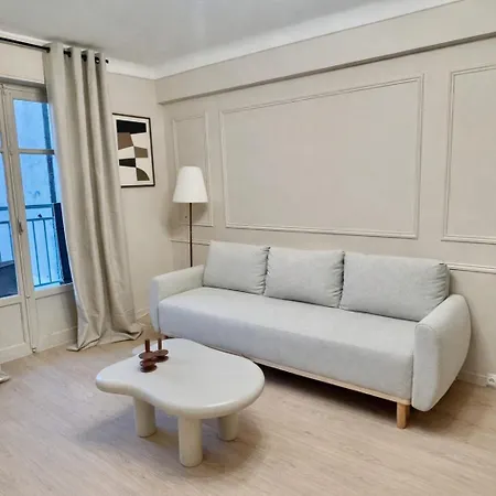 Modern Chic Apartment, Heart Of Antibes 아파트 *