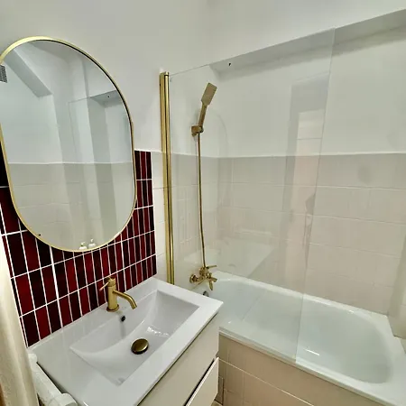 Modern Chic Apartment, Heart Of Antibes